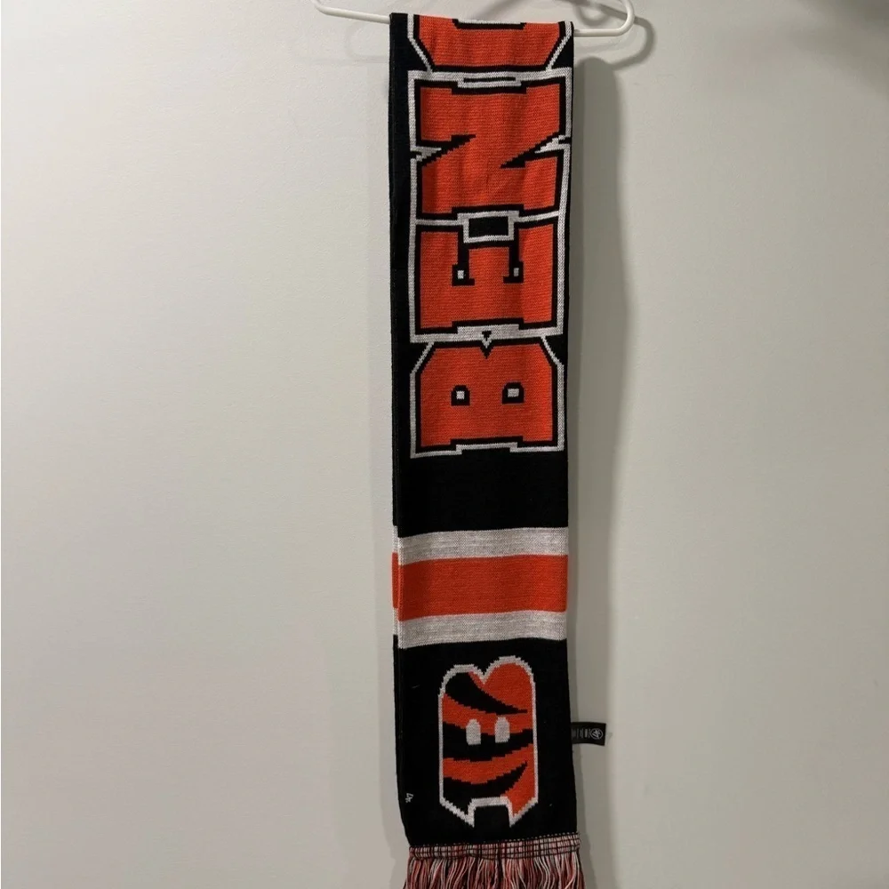 47 Brand Black and Orange Knit Scarf